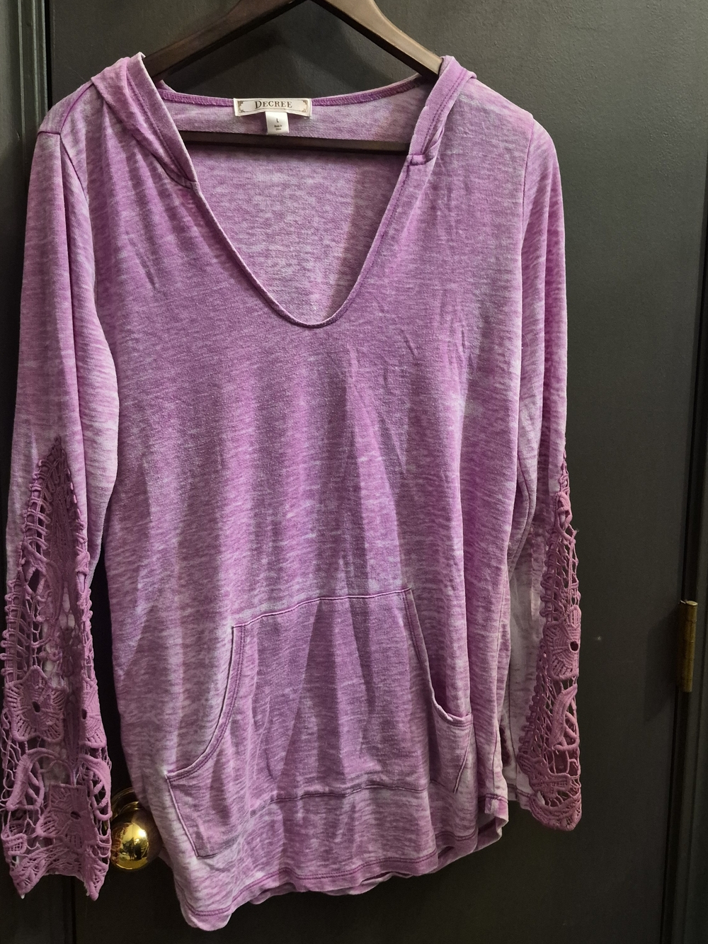Decree Lavender V-Neck Hoodie with Crochet Sleeve Detail